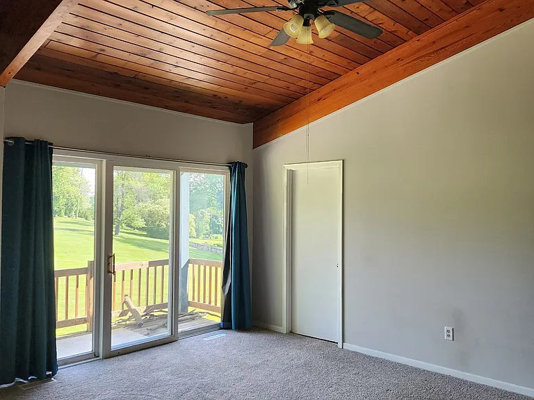 2437 River Rd #1 — Photo 8