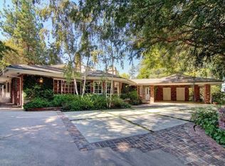 5000 Oakdale Ave, Woodland Hills, CA 91364