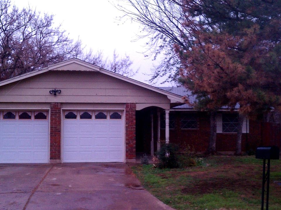1st image of 5403 NW Briarwood Dr