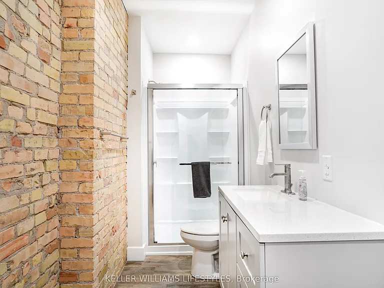 537 Talbot St #10 — Photo 25
