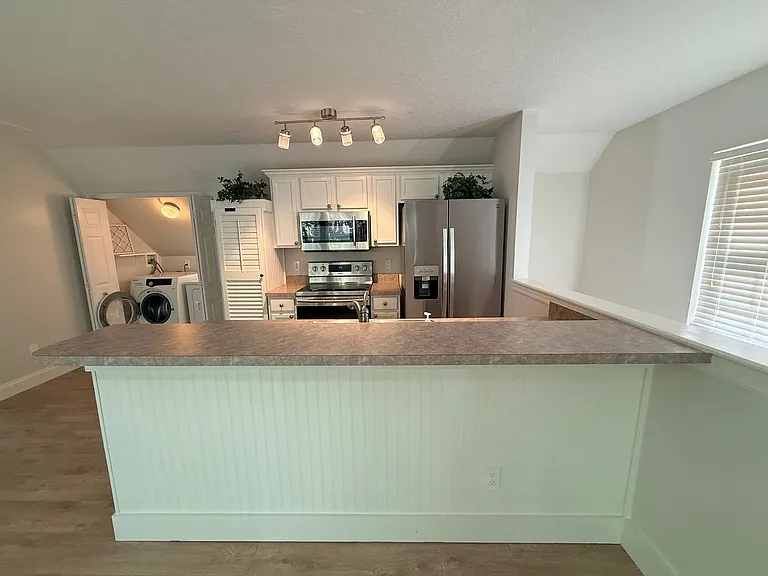 1005 Kestrel Ct #B — Photo 8