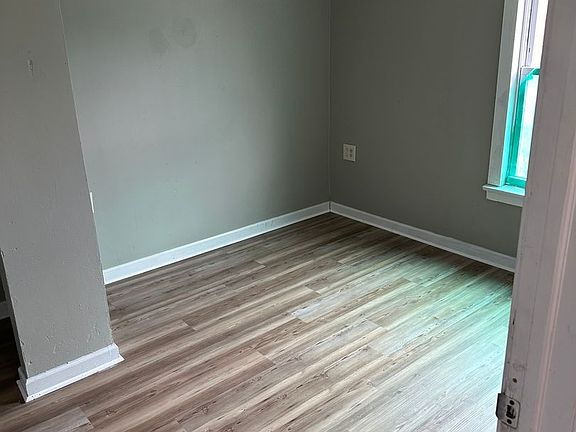 4th image of 30 Griswold St #1S