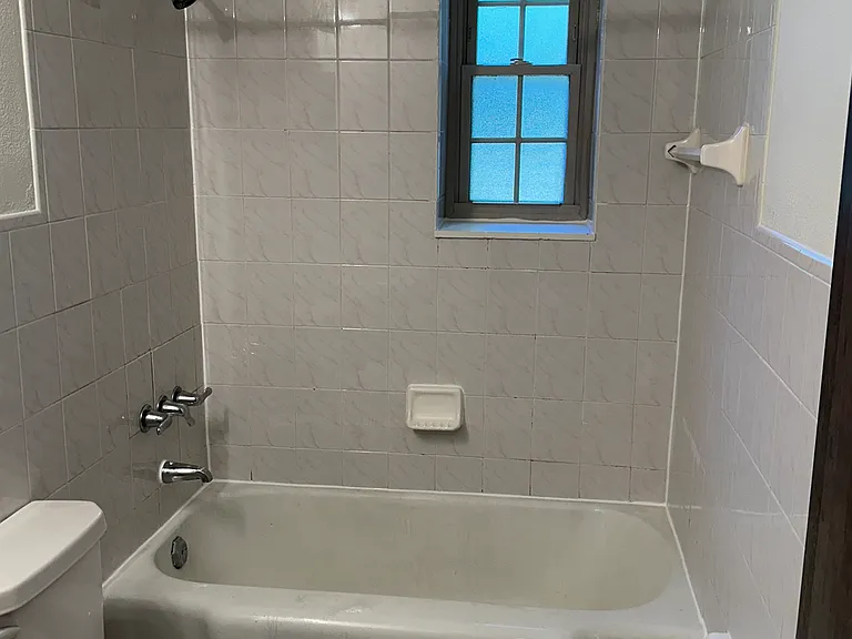 96 Concord Dr #2 — Photo 7