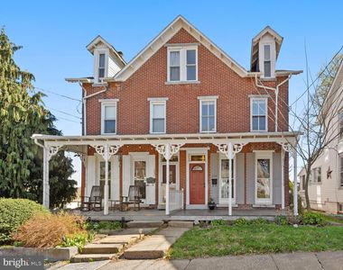 254 Chestnut St, Spring City, PA, 19475