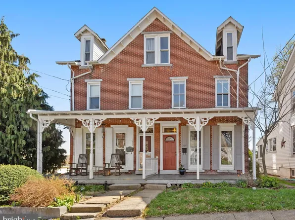 254 Chestnut St, Spring City, PA 19475