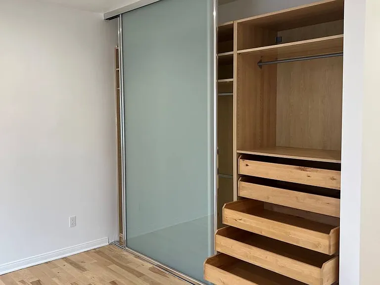 9100 Whitworth Dr — Photo 15