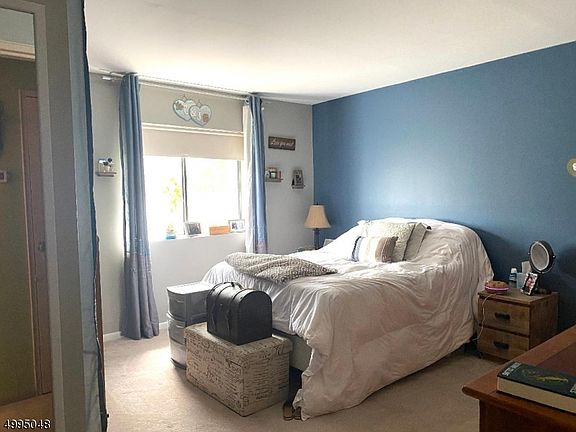 3rd image of 221 Ringwood Ave APT B-3