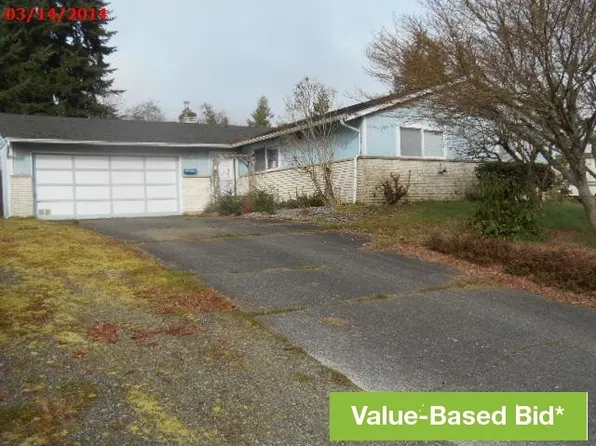 2719 Cambridge Dr, Steilacoom, WA 98388