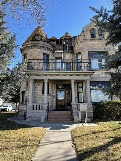 415 S University Ave #8