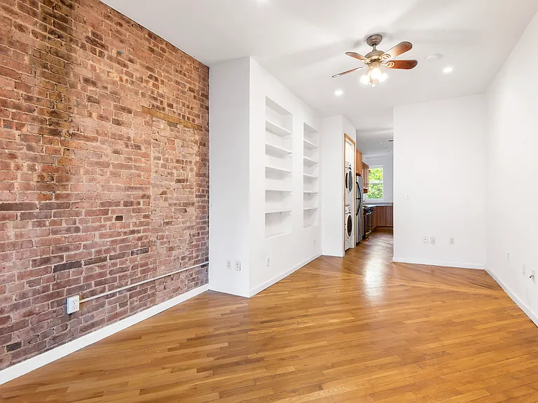807 Washington St #3N — Photo 7