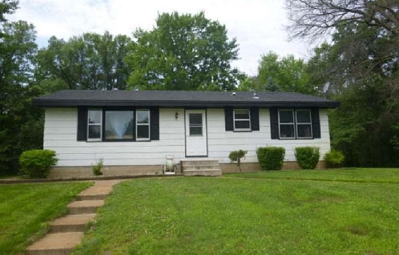 1st image of 2621 Long Lake Dr NW