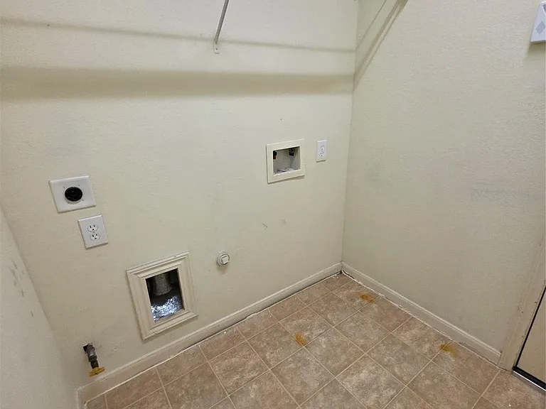 2118 Wildbrook Canyon Ln — Photo 16