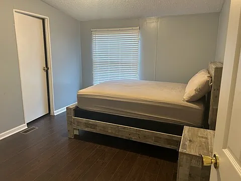 405 Lean Ln — Photo 16