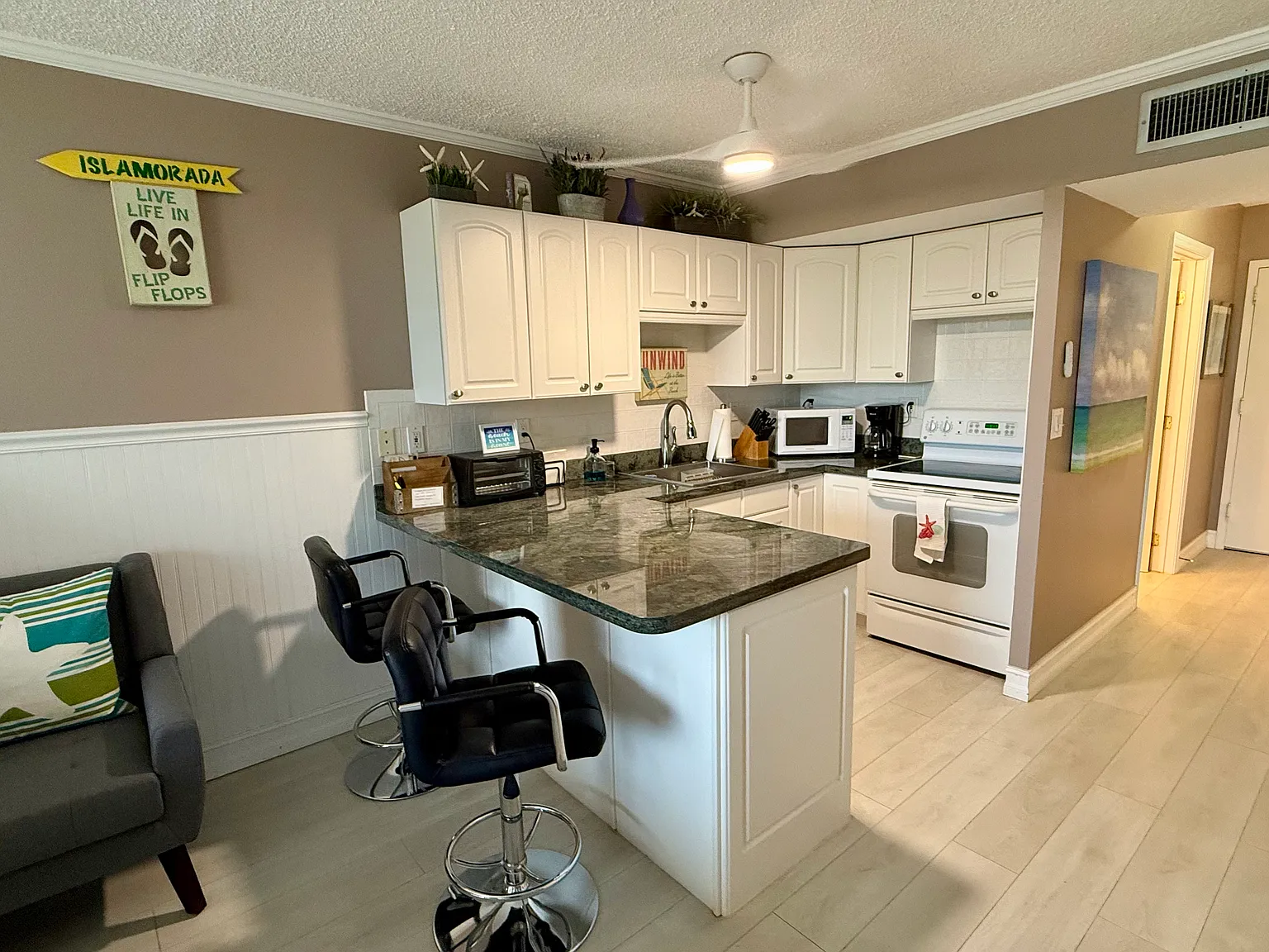 1 bed, 398 sqft, $2,000 — Photo 2