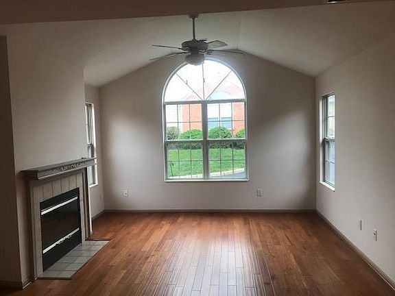 4th image of 37 Green Ln
