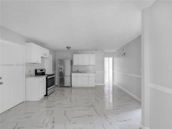 632 SW 16th Ave