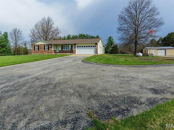 3rd image of 27111 State Highway U