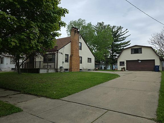 2nd image of 1514 Hughes Ave