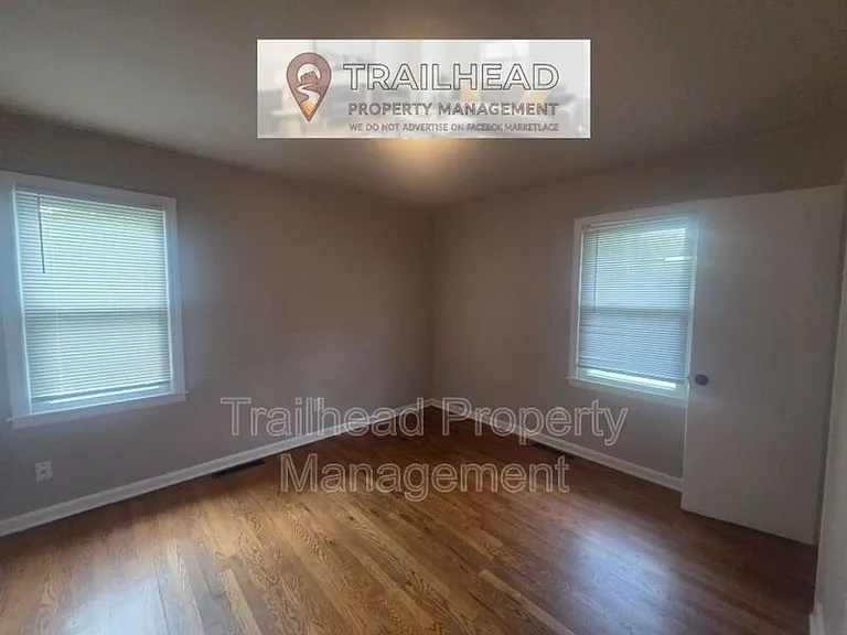 13629 Applewood Dr — Photo 11