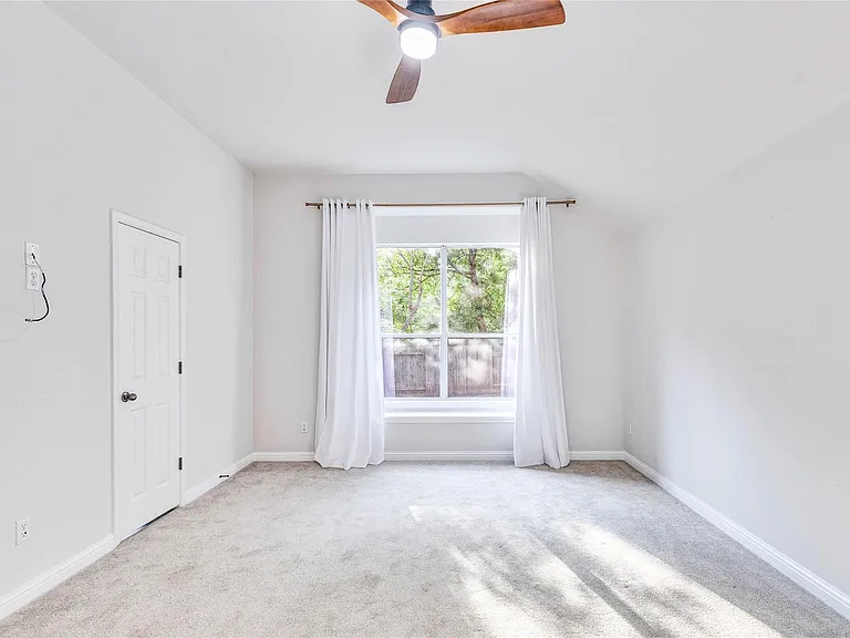 1019 Horne Dr — Photo 14