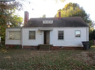 1706 Valley Ridge Dr, High Point, NC 27260