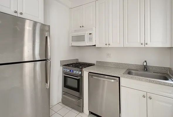 Rented by Oxford Property Group | media 9