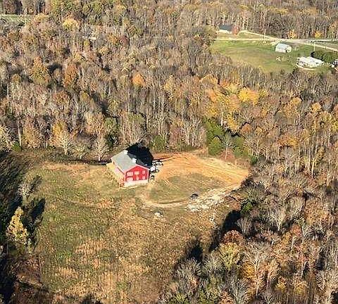 2nd image of 3100 Modoc Rd