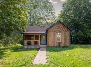 618 N 9th St, Thayer, MO 65791