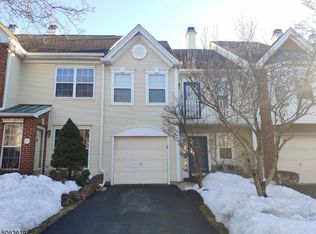 904 Stech Dr, Bridgewater, NJ 08807