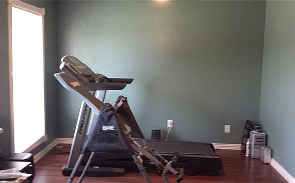 5th image of 8204 Spruce Ct