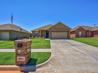 8016 NW 158th St, Edmond, OK 73013