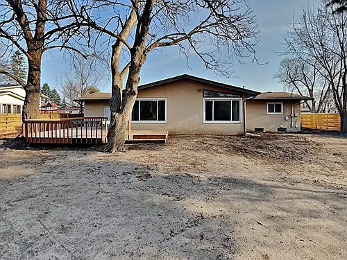 6190 81st Ave N Photo 1