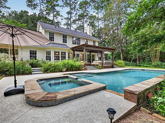 2nd image of 2302 Hollowbrook Ln