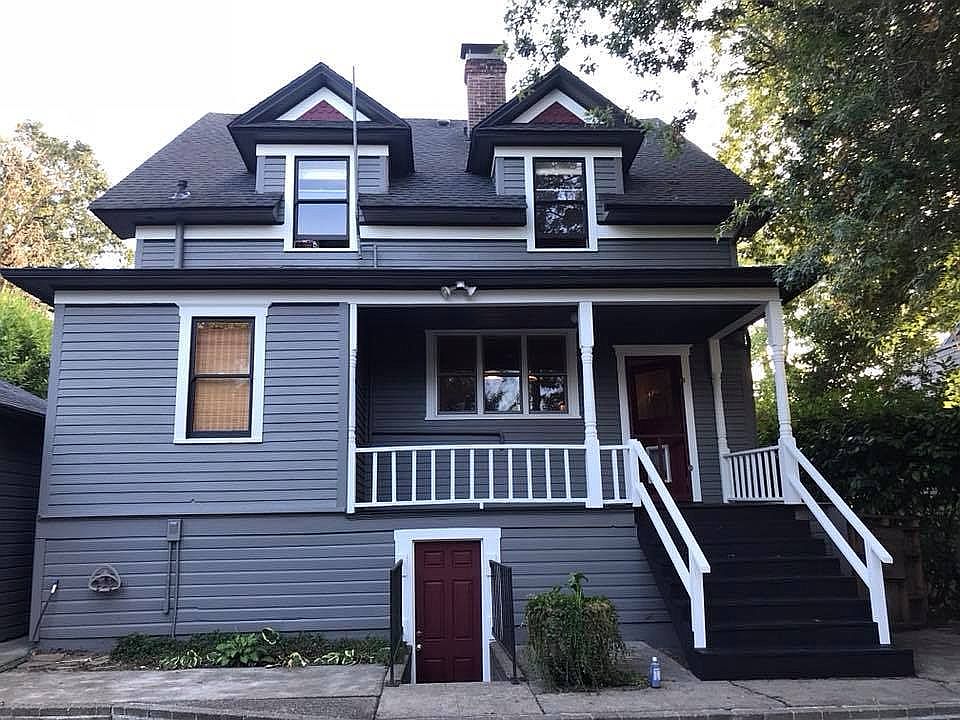 2nd image of 1873 Court St NE