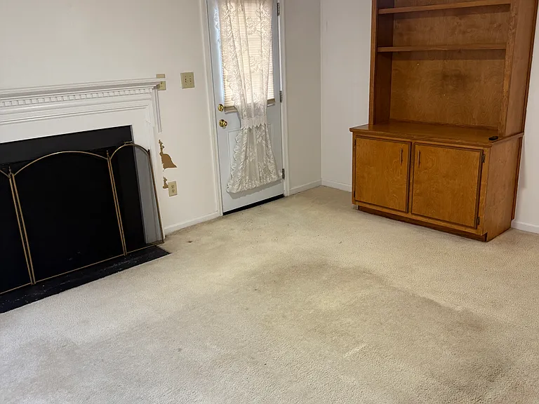 631 McLaw Dr — Photo 4