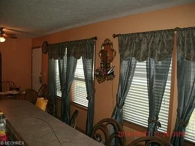 5th image of 1221 Augustine Ave