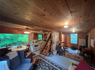 95 Rosebud Ln, Westminster, SC 29693