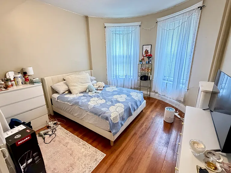 17 Warwick Rd #1 — Photo 11
