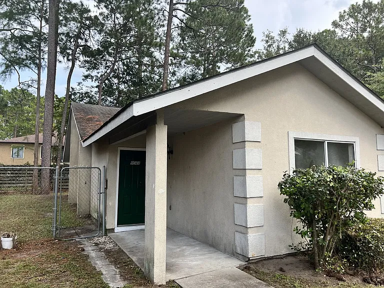 904A Brett Dr — Photo 1