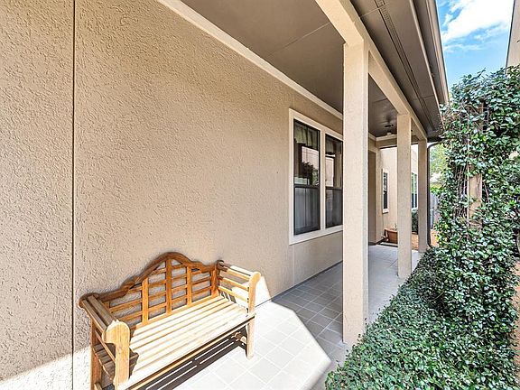 4th image of 2935 Royal Oaks Crst