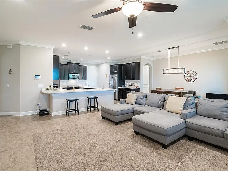 5409 Camberwell Ln — Photo 25