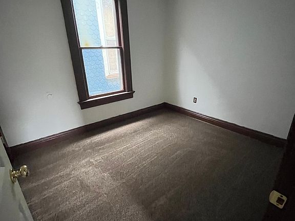 2nd image of 1217 Sylvanie St #1215
