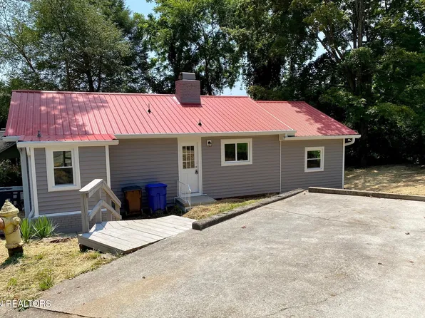 111 Porter Rd, Oak Ridge, TN 37830