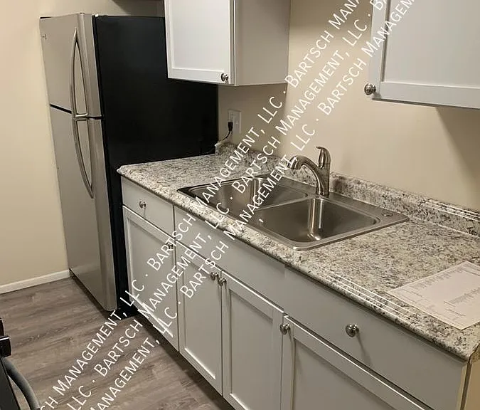 N64W23851 Ivy Ave #211 — Photo 2