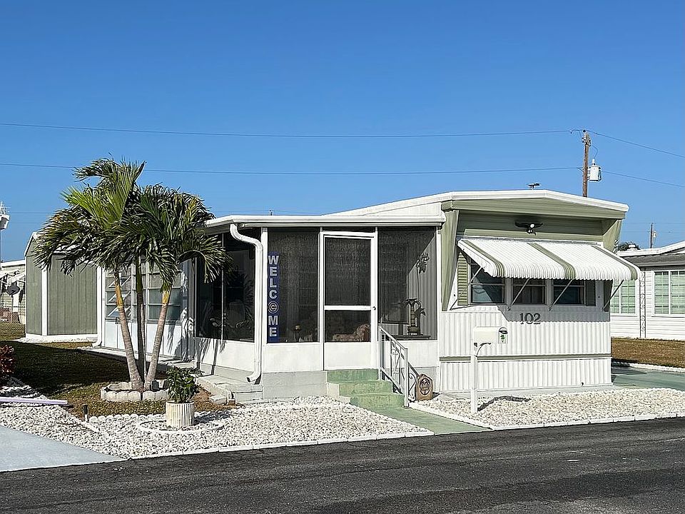 30431 Mimi St. (201)