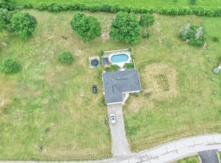 281 Bristow Dr, Montague, ON K7A 5B8