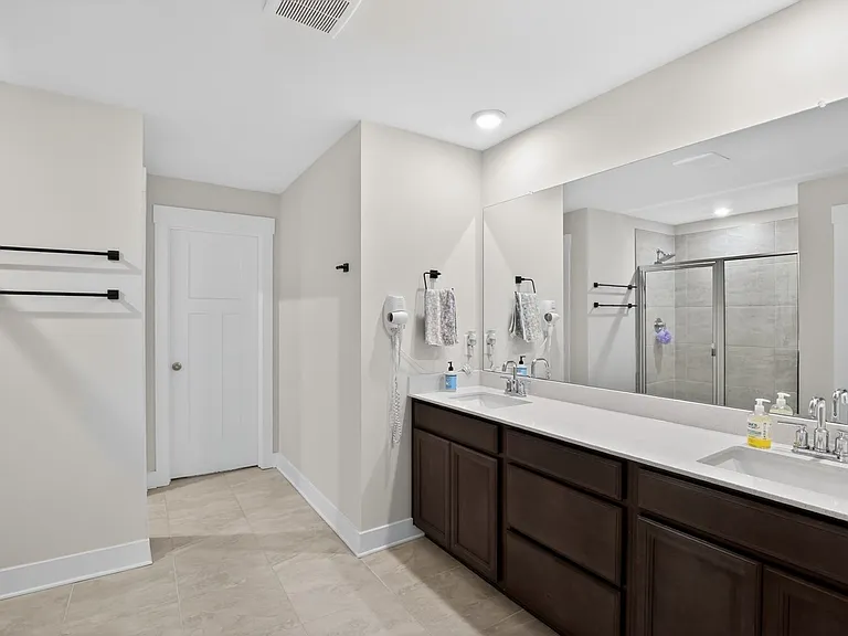 333 Pewter Cir — Photo 24
