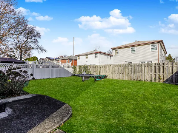 11 Denton Place image 12 of 47