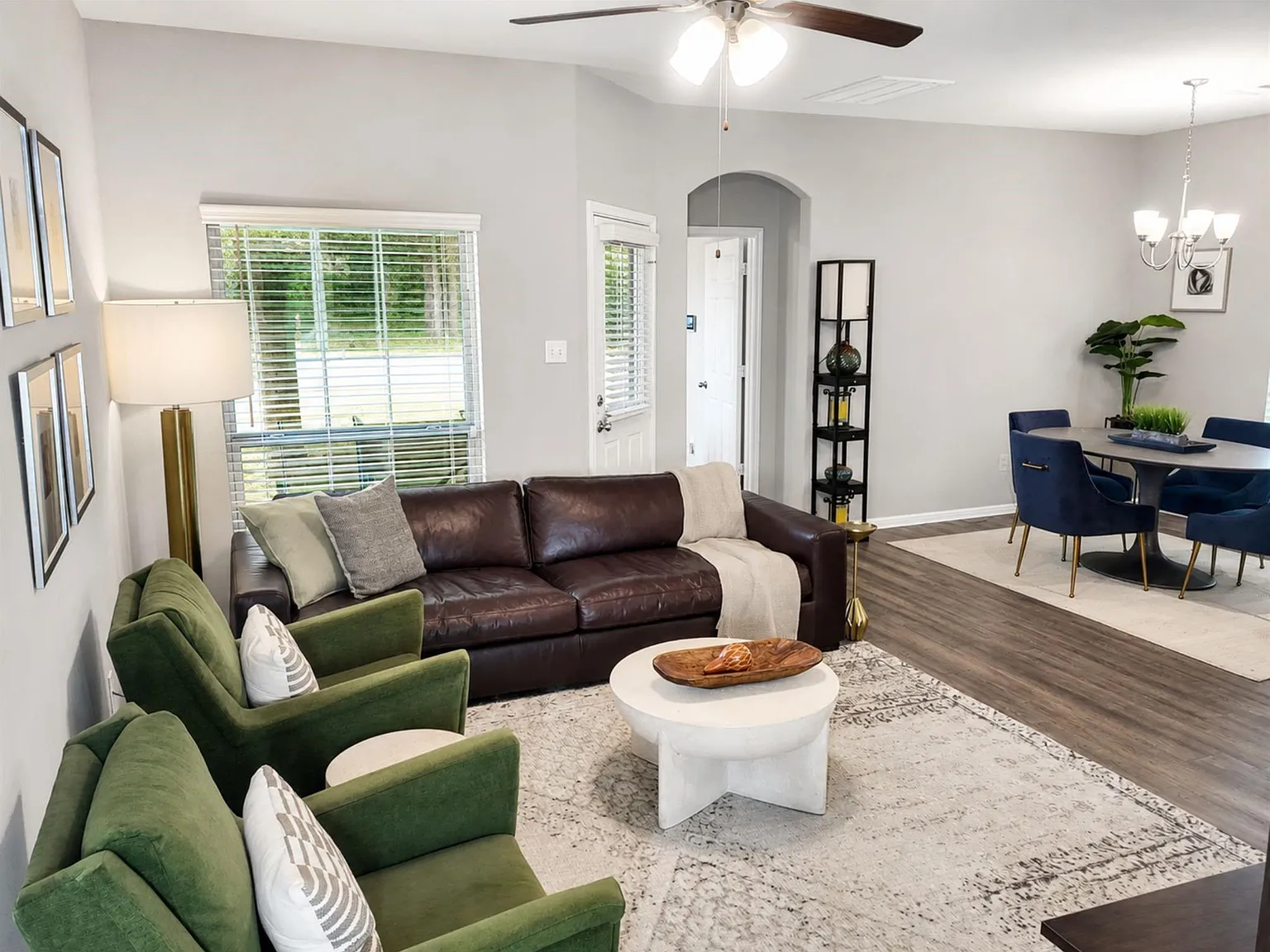 3 bed, 2.5 bath, 1656 sqft, $2,300 — Photo 4