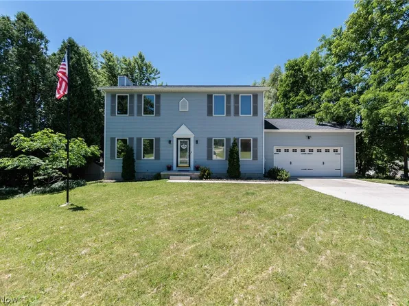 390 Southeast Ave, Tallmadge, OH 44278